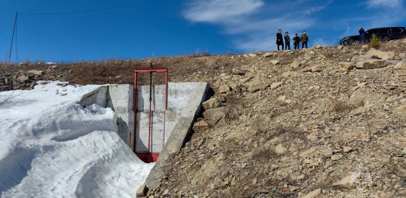 Ледоход на реке Лена образовал затор в районе поселка Пеледуй Ленского района. За ночь вода прибыла более чем на метр