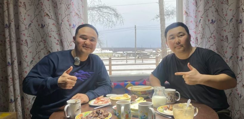 Гости из Казахстана приехали к Панде Саха