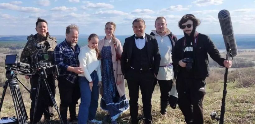 Двойнику Ди Каприо из Якутии платят за съемки по 100 тысяч рублей