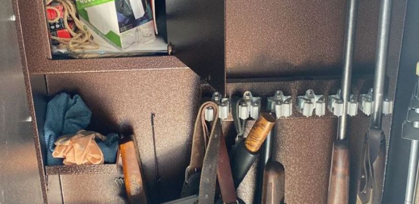 МВД: У мужчины, устроившего стрельбу в Якутске, диагностирован алкогольный психоз. Он находился в запое 10 дней