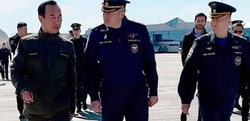 В Якутию  прилетел глава МЧС. "Не для того, чтобы назначить виноватых, а для помощи", - уверяют власти