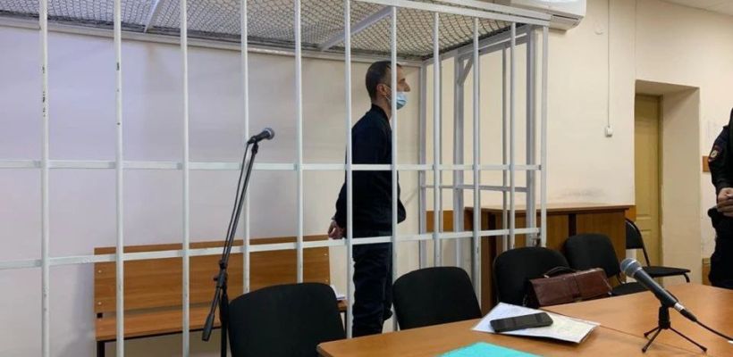 Суд изменил меру пресечения бывшему начальнику полиции Нерюнгринского района, обвиняемому в получении взятки