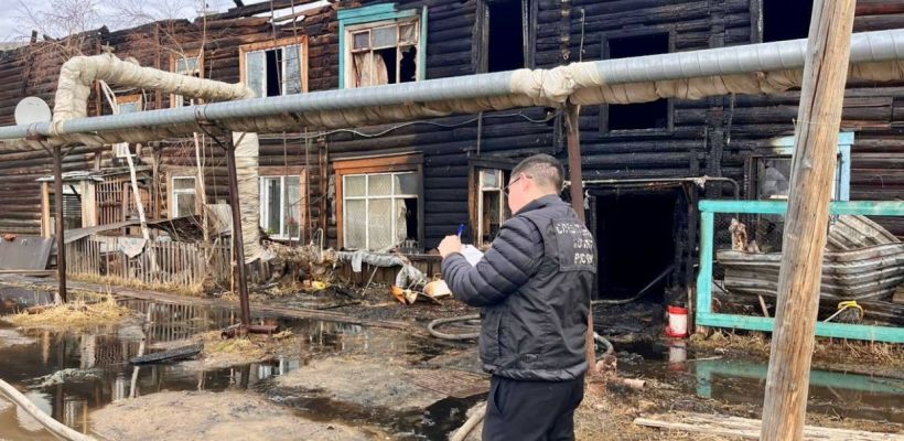 Мать и дочь погибли при пожаре в «двухэтажке» на улице Рихарда Зорге. Восемь лет назад пожар в этом же доме унес жизни четырех человек