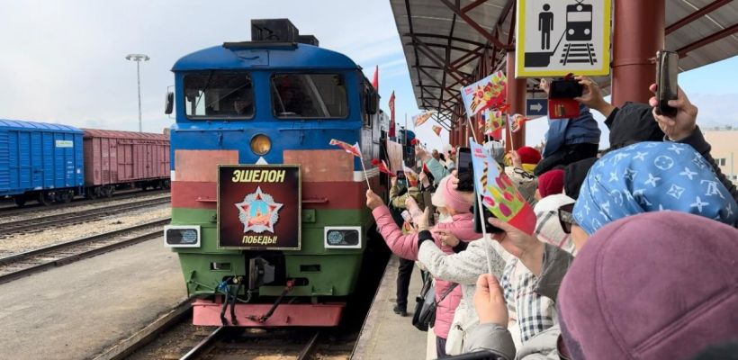 На станции Нижний Бестях встретили Эшелон Победы