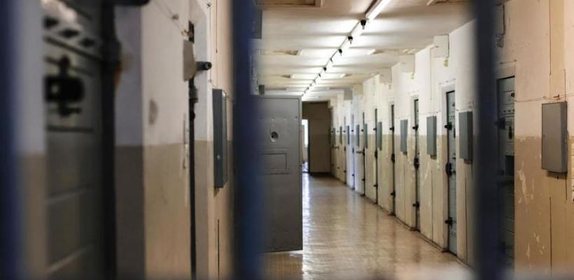 Мужчину посадили на пять лет за похищение возлюбленной. Он 17 дней насильно удерживал ее в квартире