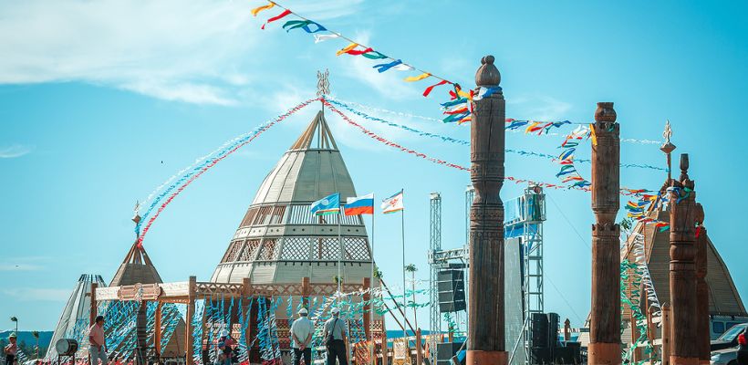 Жителям Якутска предлагают за 1,5 тысячи добраться до Ус Хатына по реке