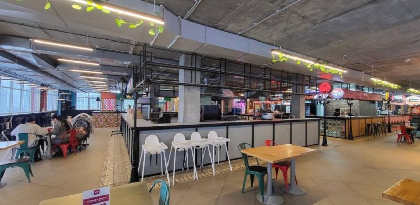 Роспотребнадзор: в фуд-корте комплекса «Качели» шаурмой отравились шесть человек