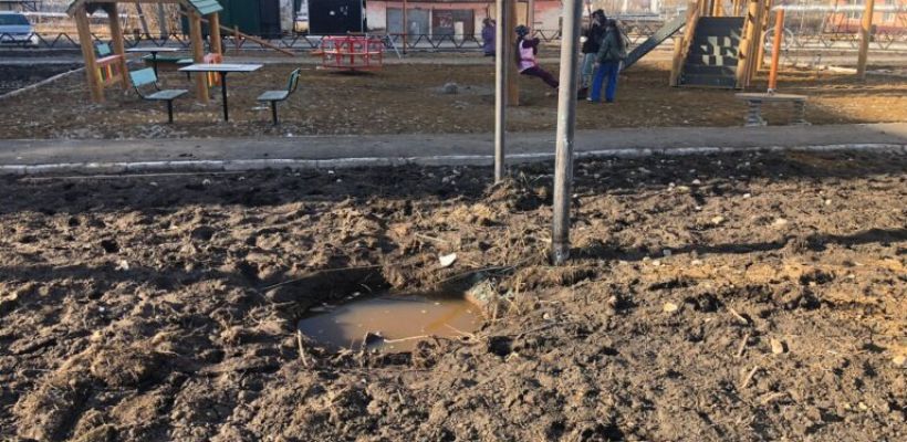 В Якутске на детской площадке главного республиканского застройщика был травмирован четвертый ребенок