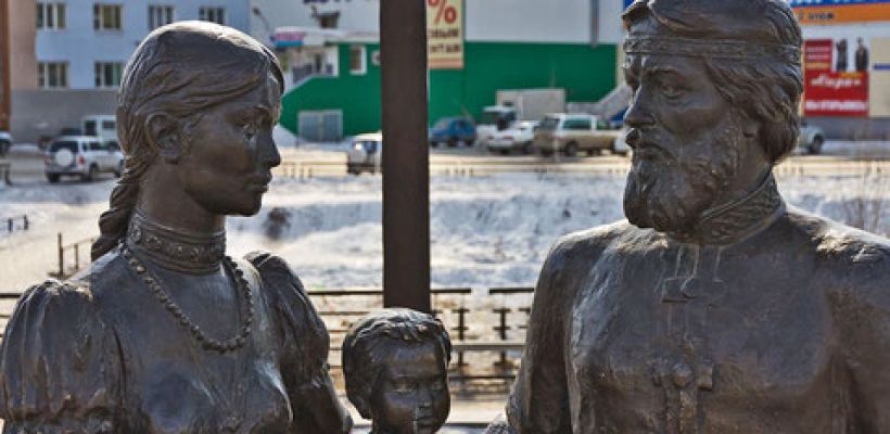 Мэрия Якутска заказала статуэтки Абакаяды и Дежнева на 1 миллион рублей
