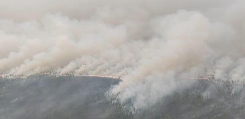 В Томпонском улусе горят леса