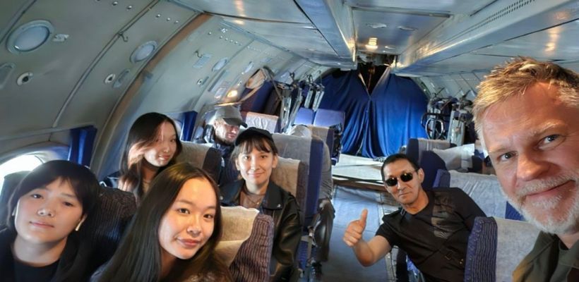 Глава Среднеколымского улуса снова проштрафился. Юных музыкантов на «Дети Азии» доставил премьер-министр Якутии