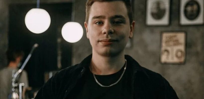 Стендап-комик Сергей Орлов прибудет в Якутию на похороны матери