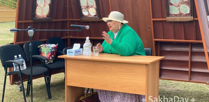 Эдьиий Дора: "Не будьте как звери, живите по-новому!"