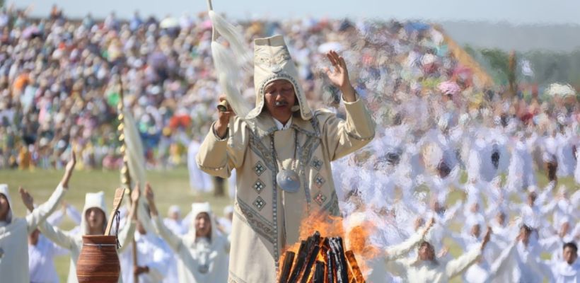 Что такое ысыах? Сакральное действо или театральное представление?