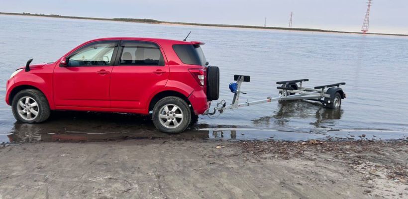 Отдыхающих предупредили, что уровень воды в реке Лена может сильно подняться. Прирост уже составил полметра