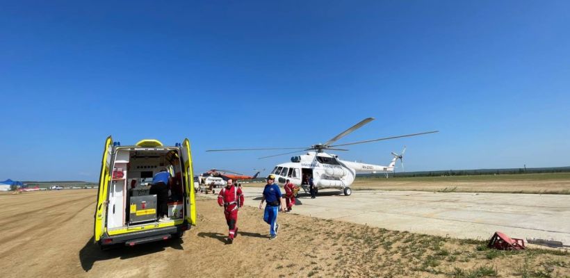 Источник: руководителей Алданского района не подпускают к поискам пропавшего вертолета Robinson