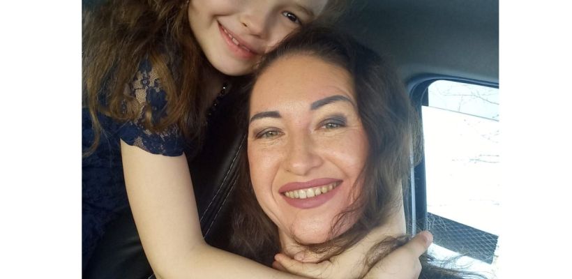 «Девочка в тазике» из-за отключения газа в Якутске уехала в улус