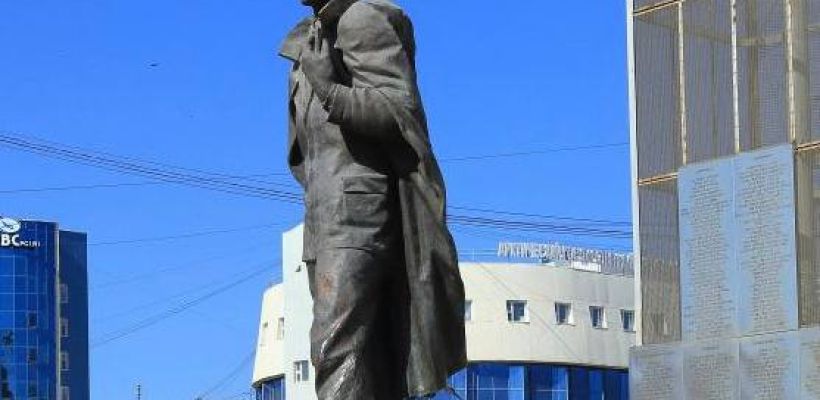 В Якутске прокуратура направила в суд уголовное дело по нарушениям при ремонте памятника П.А. Ойунскому