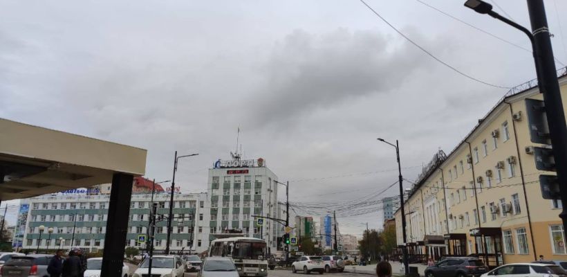 Жителям Якутска пообещали ветреную погоду на День города (в воскресенье потеплеет)