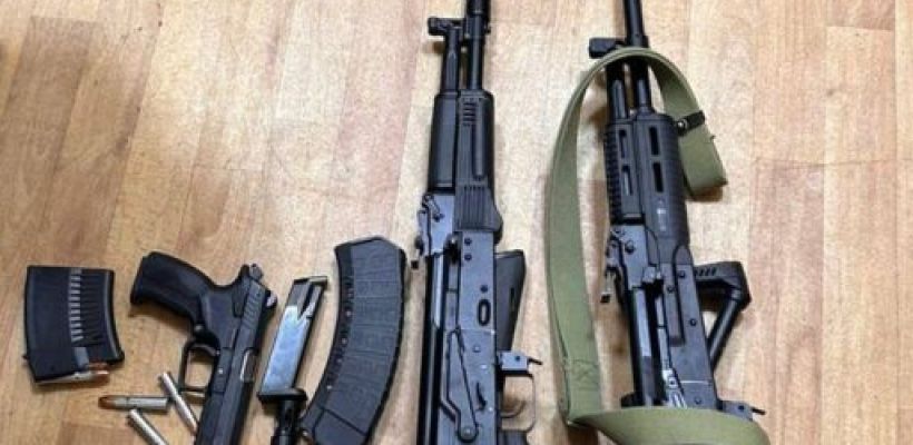 В Якутске участников вооруженного конфликта с применением «Калашникова» на стройке, где мужчина получил ранение, судят за хулиганство