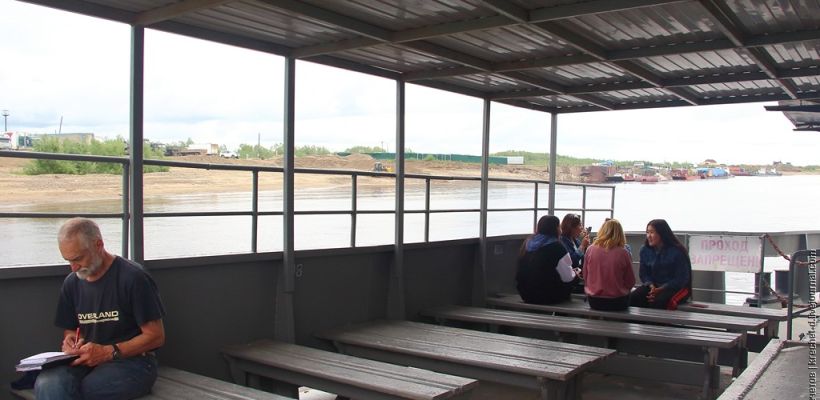 Летние тарифы на паромной переправе Якутск — Нижний Бестях будут действовать еще месяц