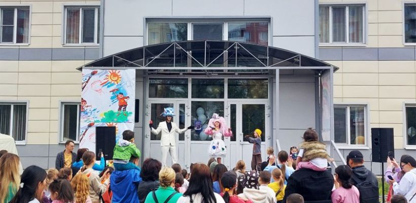 «Эльгауголь» организовал праздник для детей