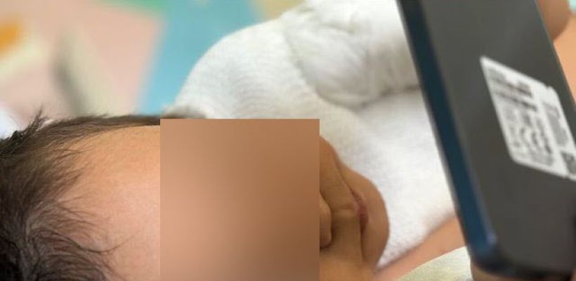 Дело о поджоге маленького ребенка во дворе в Намцах закрыто. Об этом заявила мама мальчика