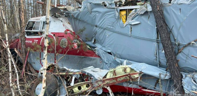 Самолет Ан-3 упал во время взлета из аэропорта в Якутии. Один пассажир погиб