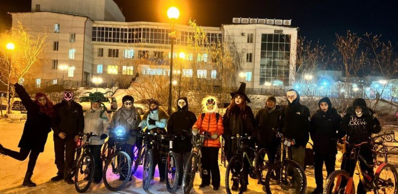 Видеофакт: ВелоХэллоуин в Якутске