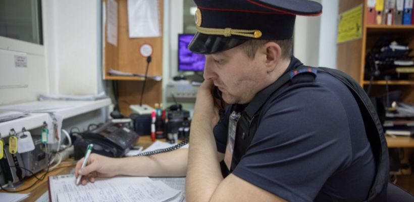 В селе Ытык-Кюель молодая пара погибла от выхлопных газов. Они разогревали машину под «Наташей»