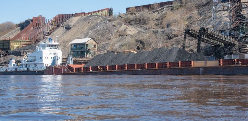 "ЯКУТУГОЛЬ" завершил отгрузку угля в рамках северного завоза