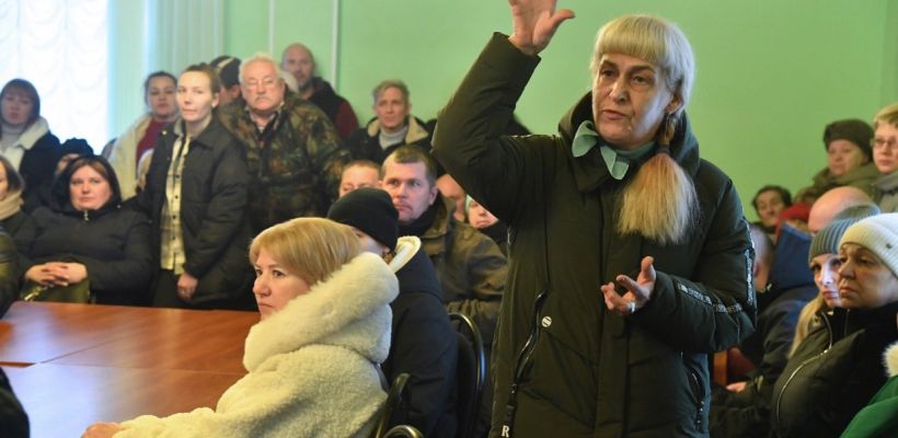 «Это были эмоции». Директор школы Чульмана сообщила, что после нападения собак на девочку поступило всего одно заявление на дистант