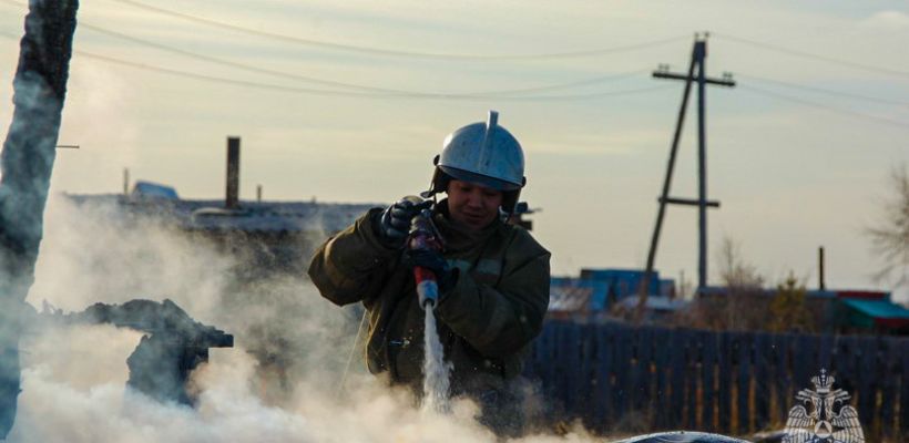 При пожаре в селе Сунтар погиб студент местного колледжа, прибывший из Нюрбы
