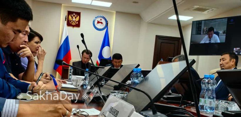 «С Бурматова слетела корона, Винокуров продавливал эвтаназию»: Как прошло совещание в Доме Правительства?