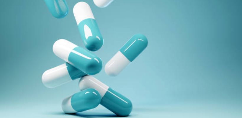 В Якутии пенсионер МВД осуждена за контрабанду таблеток для похудения