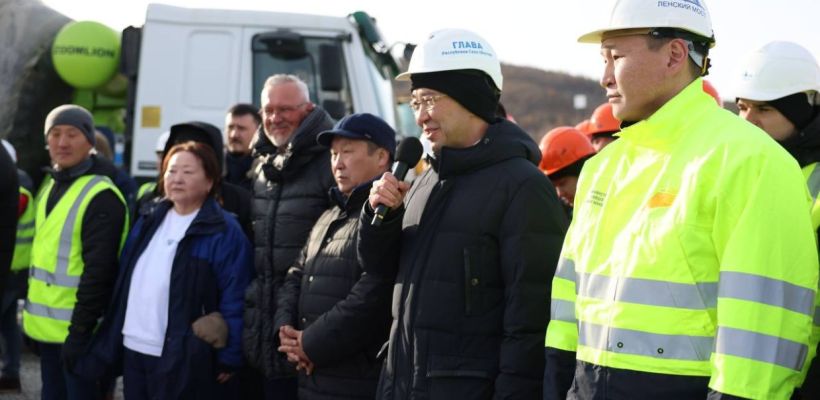 Надеемся на федеральные средства, зимой будут работать, пока строим за счет инвестора. Новые заявления главы Якутии о строительстве Ленского моста