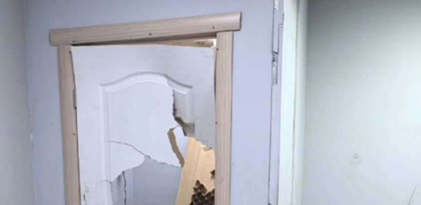 Вандалы, разгромившие 3 теплые остановки в Якутске, украли записи видеокамеры