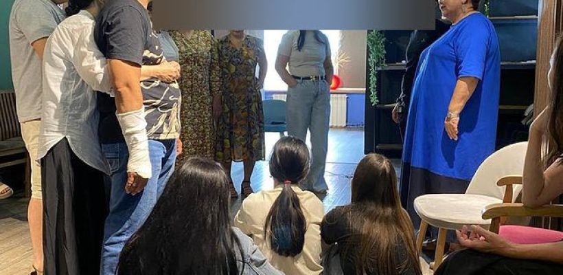 "Почему, с точки зрения рода, справедливо, что внуки расплачиваются за дедов?". В якнете обсуждают пост психолога