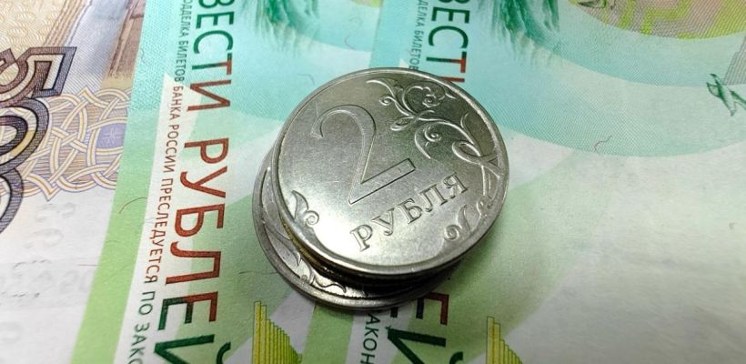 Жители  Якутска сдали 24 тысячи монет в Алмазэргиэнбанк