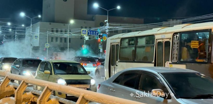 Такси на вес золота: как и когда уехать в Новый год в Якутске