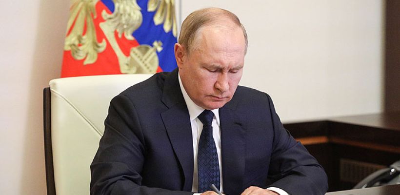 Владимир Путин подписал почти 60 законов