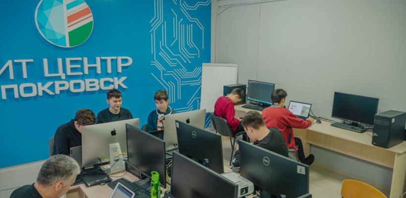 Школьники Якутии разрабатывают цифровые продукты на конкурсе «Моя профессия – ИТ»!
