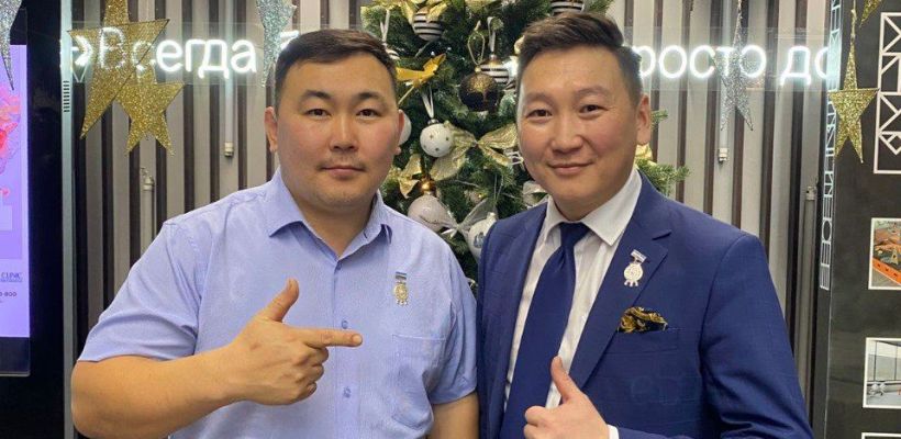 Фотофакт: Якутский блогер Панда Саха получил госнаграду