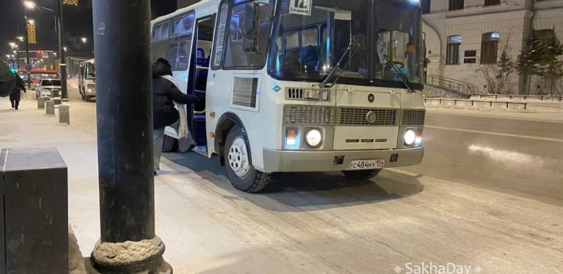 Мэрия Якутска уволила 13 водителей 12-го маршрута
