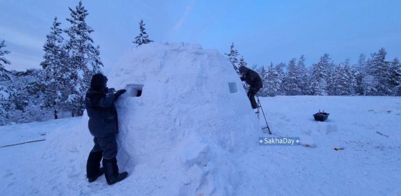 На сопке Чочур Мыран в Якутске построили снежное иглу