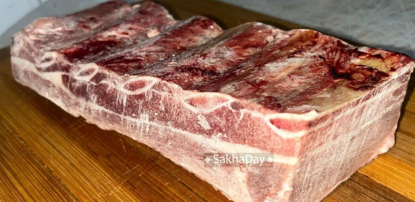 Запасы под угрозой! Якутяне срочно спасают тающее на балконах из-за аномально теплой погоды мясо