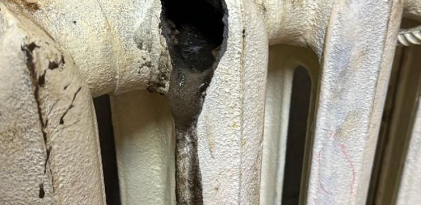 Жители Жиганска жалуются на низкую температуру в домах. Власти просят не паниковать