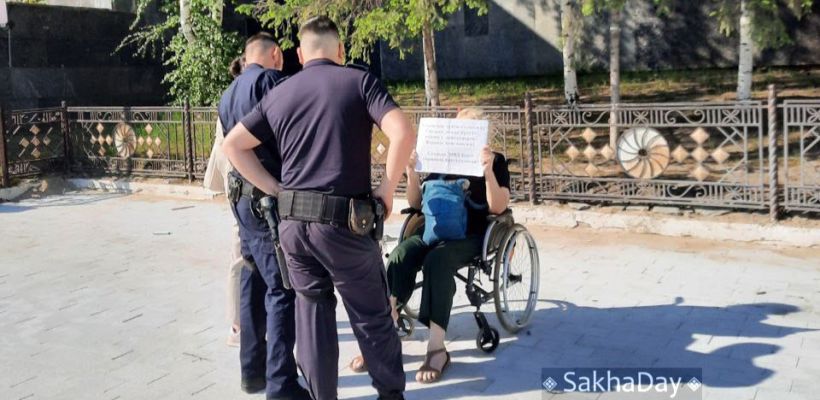 "Я разменяла квартиру из-за Нонны!": В Якутске у соседей вопросы к пенсионерке, вызванной к психиатру