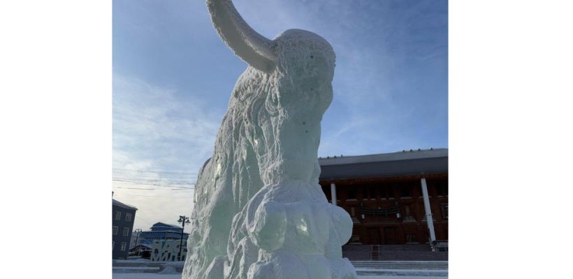Фотофакт: В Якутске отрубили рог Быку Холода