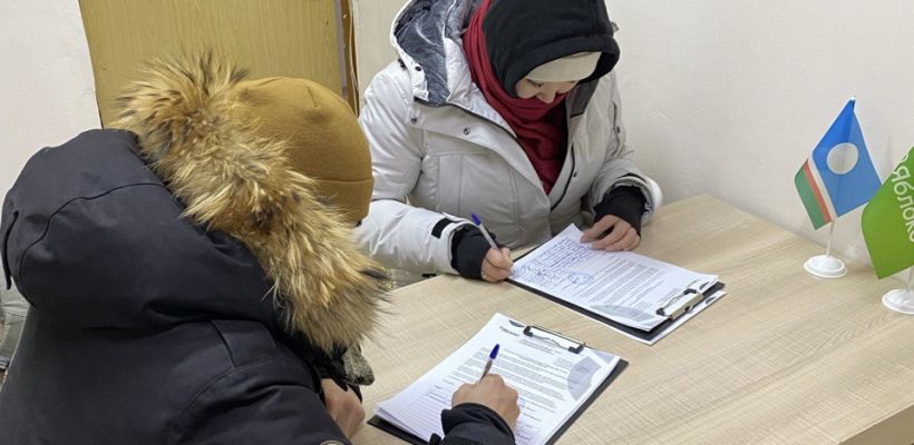 Якутское "Яблоко" завершило сбор подписей за сохранение прямых выборов мэра в Якутске